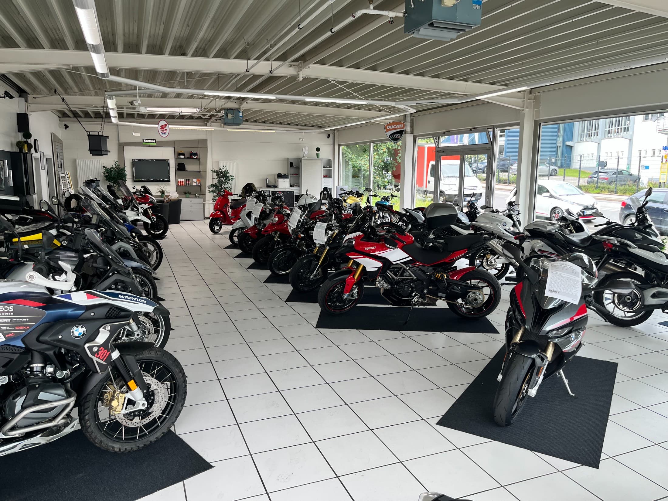Auto & Motorrad Grüßer Cover