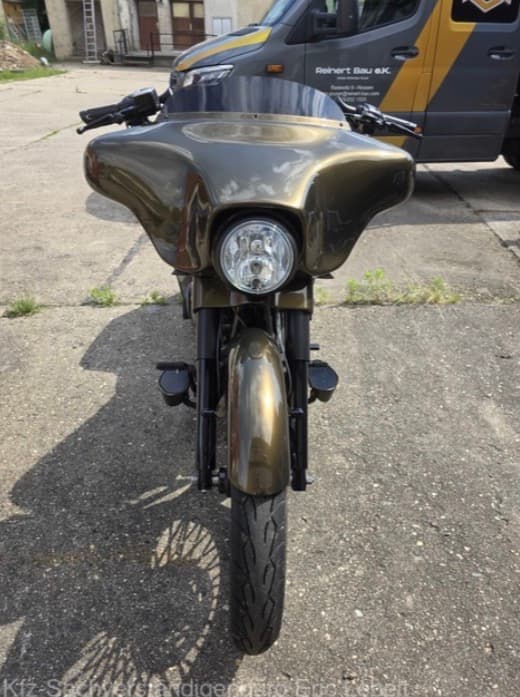 Harley-Davidson Electra Glide FLHTC Bagger Custom-Bike Unikat (02.2002) – Foto 3