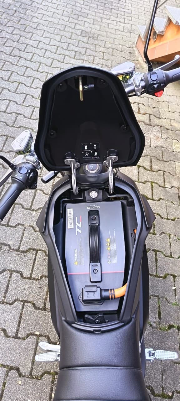 Super Soco TC Max (07.2023) – Foto 3