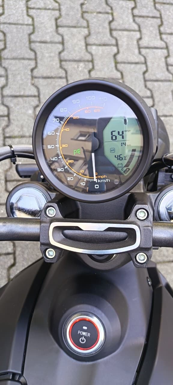 Super Soco TC Max (07.2023) – Foto 7