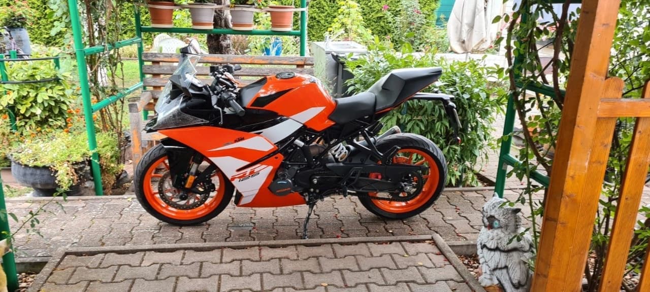 KTM RC 125 (10.2018) – Foto 4