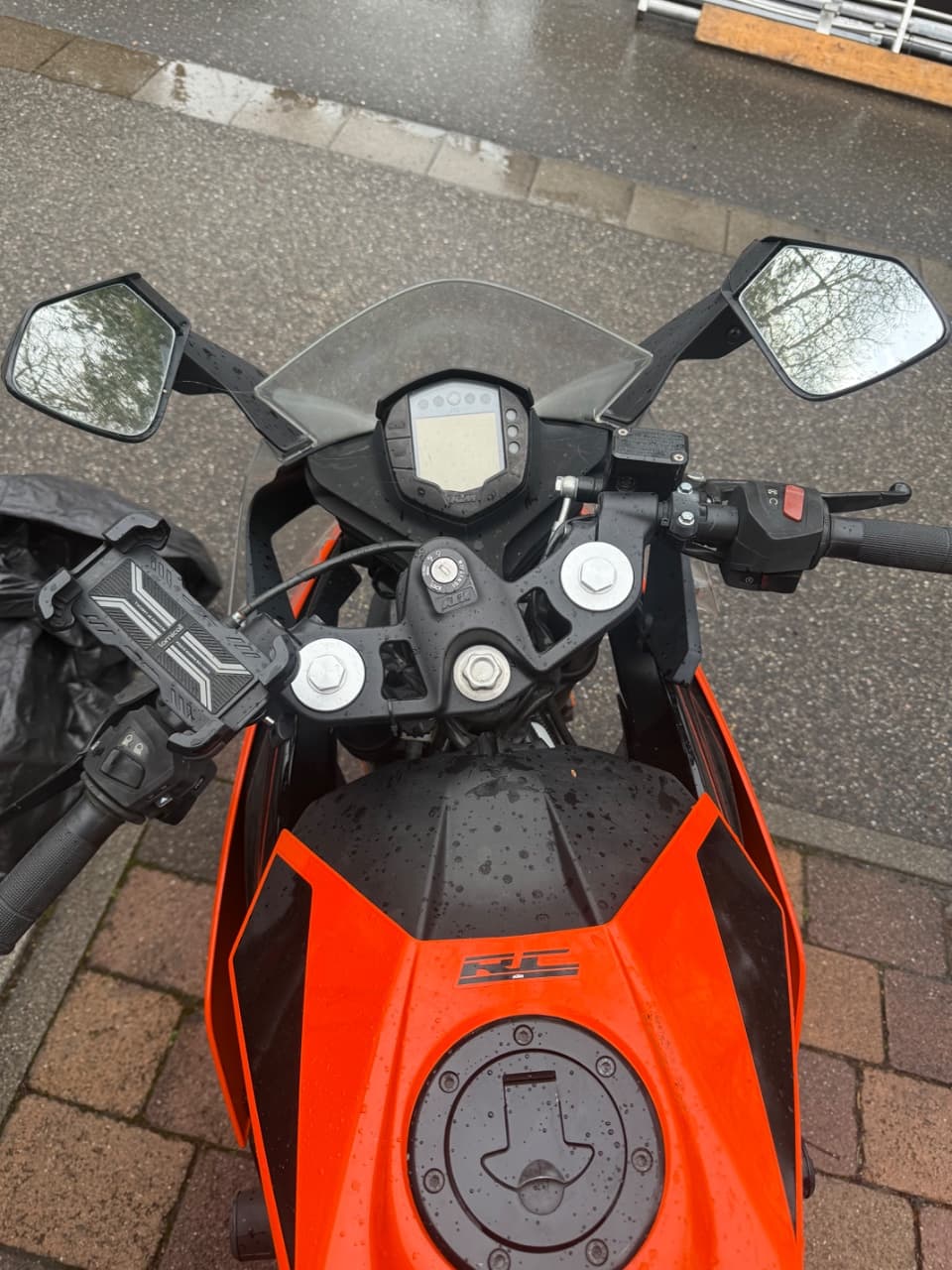 KTM RC 125 (10.2018) – Foto 8