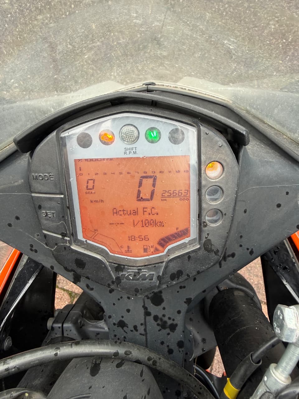 KTM RC 125 (10.2018) – Foto 1