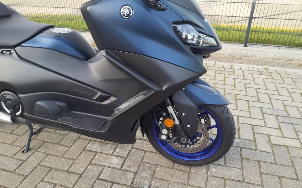 Yamaha T-MAX 560 (04.2024) – Foto 3
