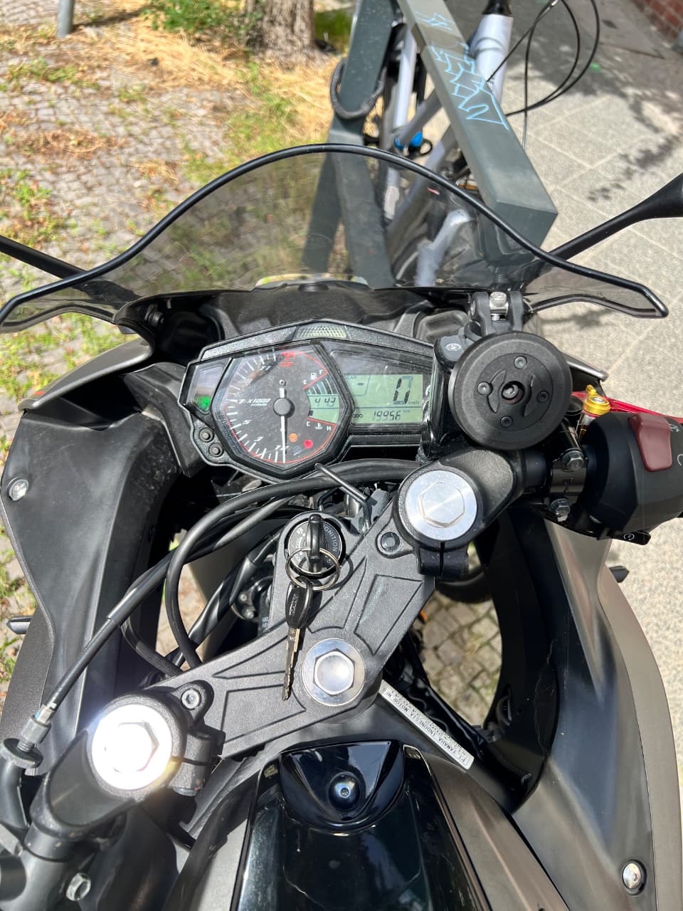Yamaha R3 (07.2016) – Foto 4