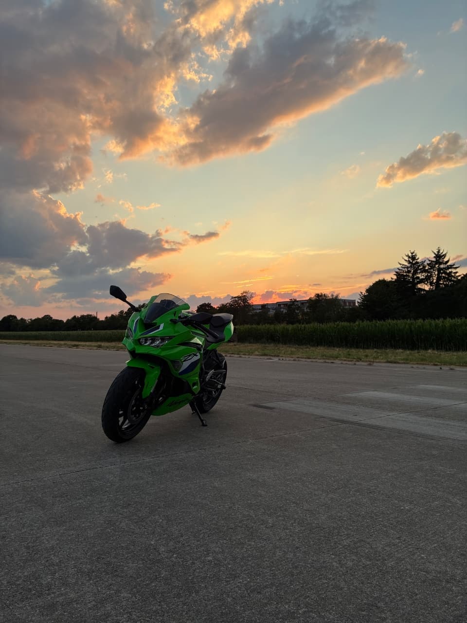 Kawasaki ZX-4RR (06.2026) – Foto 1