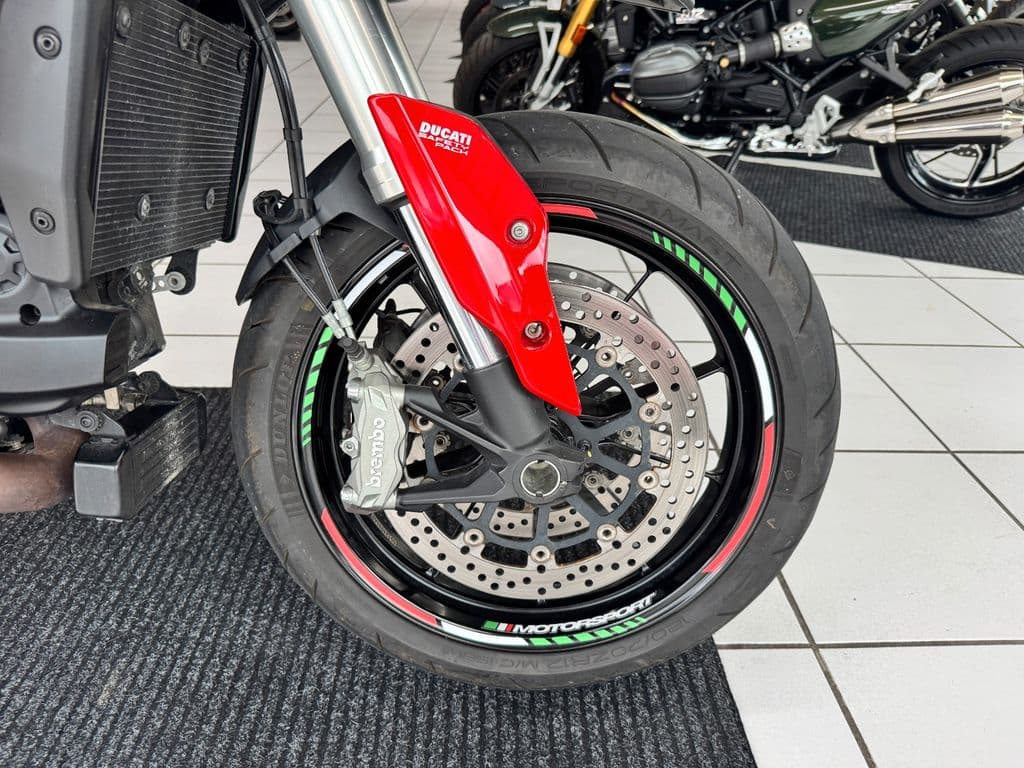 Ducati Hypermotard 939 *SC Project* (01.06.2016) – Foto 4