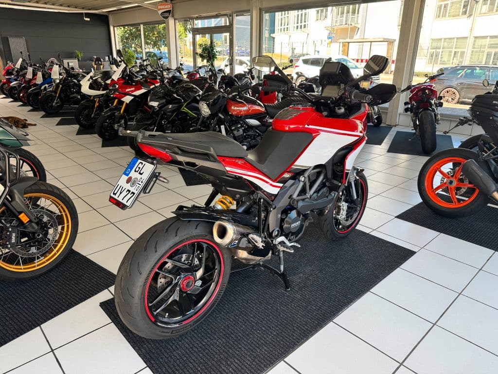Ducati Multistrada 1200 S Touring *Carbon*Zubehör* (01.11.2013) – Foto 8