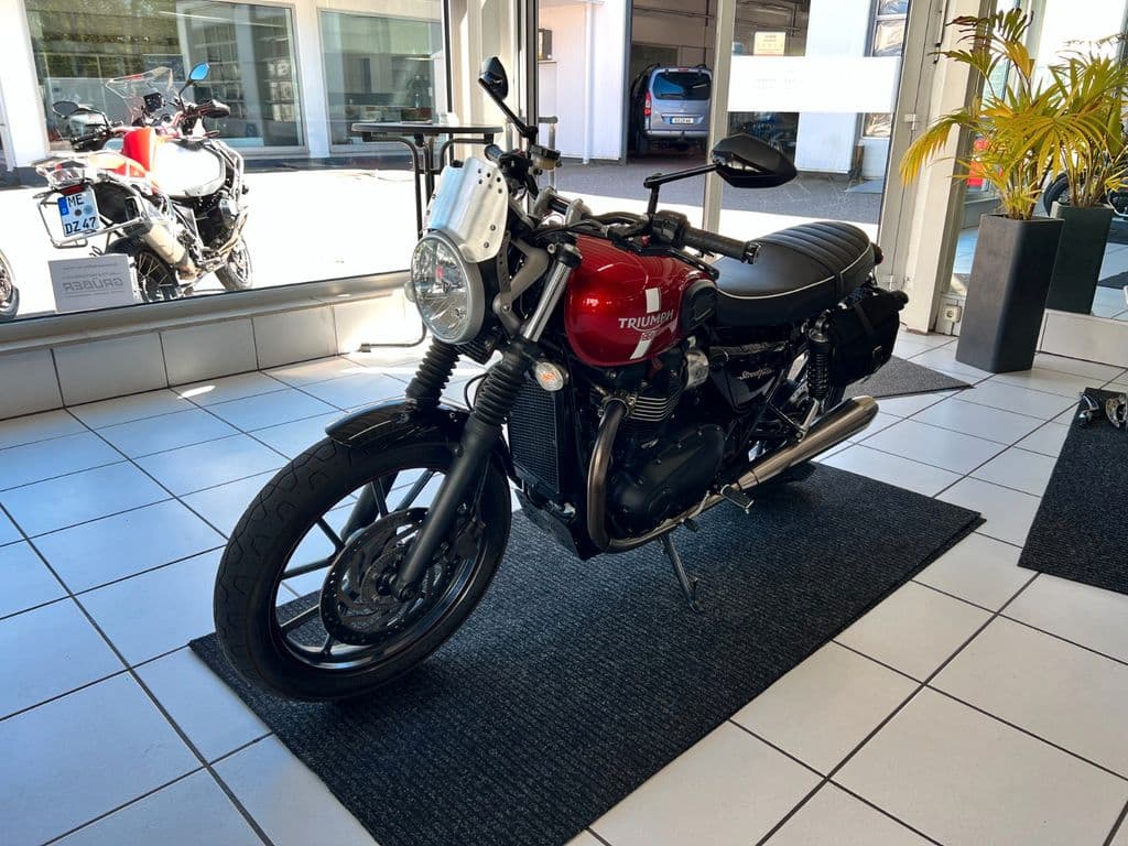 Triumph Street Twin 900 (01.01.2016) – Foto 11