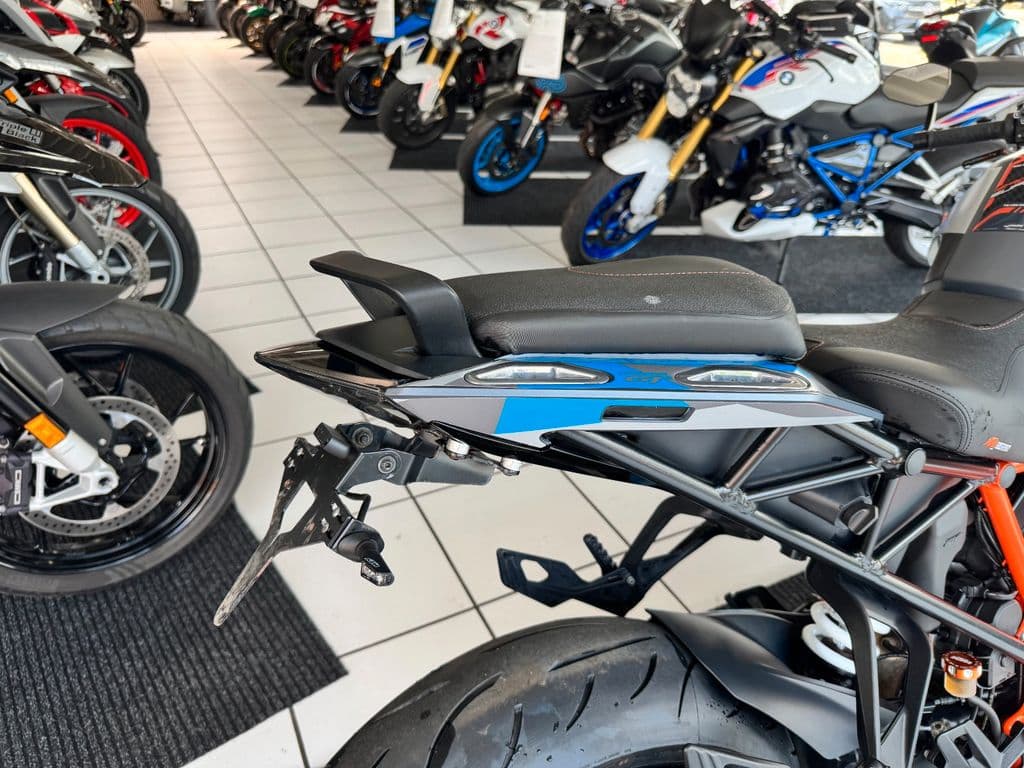 KTM 1290 Super Duke GT *Tech Pack*PowerParts*Zubehör (01.03.2023) – Foto 5