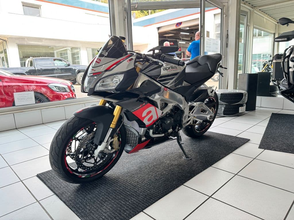Aprilia Tunono V4 1100 RR *SC Project* (01.05.2017) – Foto 11