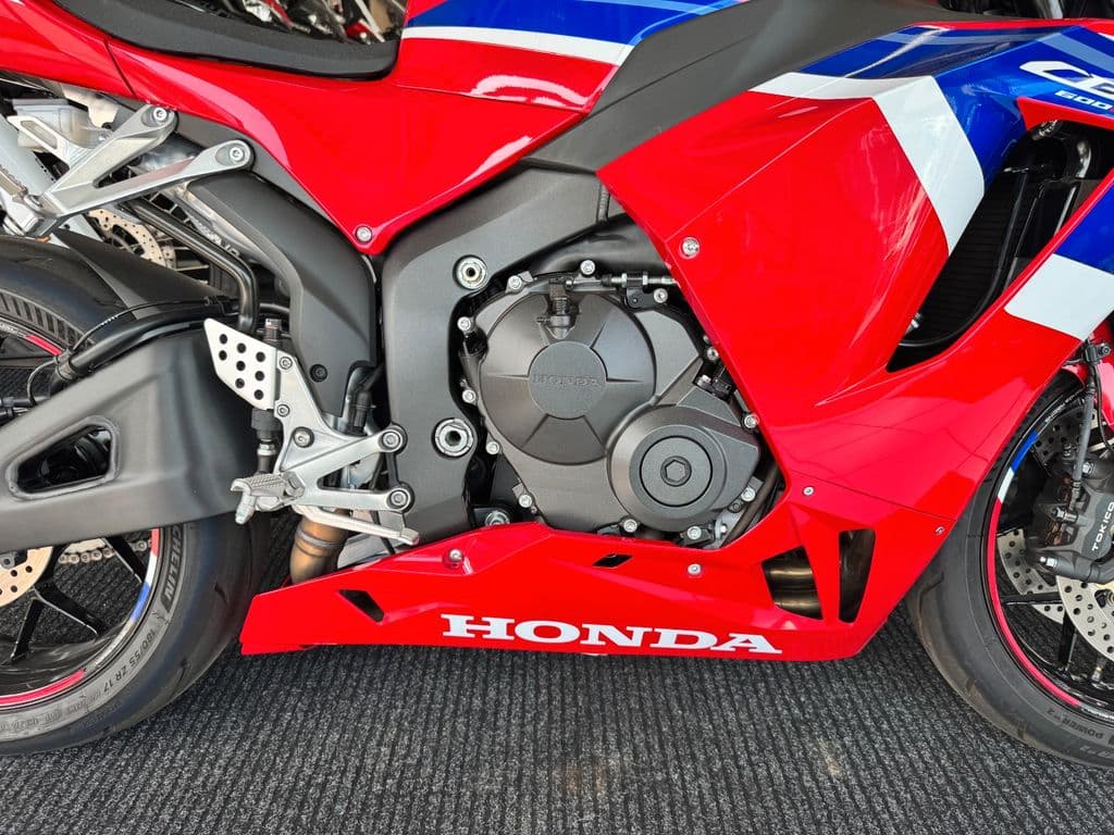Honda CBR 600 RR *1.Hand* (06.2024) – Foto 5