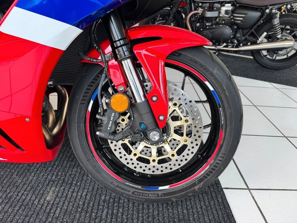 Honda CBR 600 RR *1.Hand* (06.2024) – Foto 4