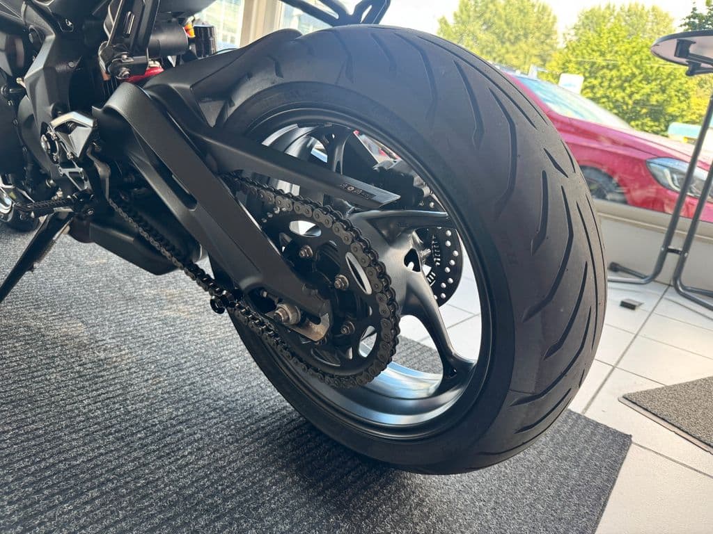 Triumph Street Triple 765 R *1.Hand* (03.2024) – Foto 8