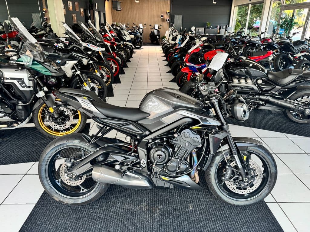 Triumph Street Triple 765 R *1.Hand* (03.2024) – Foto 2