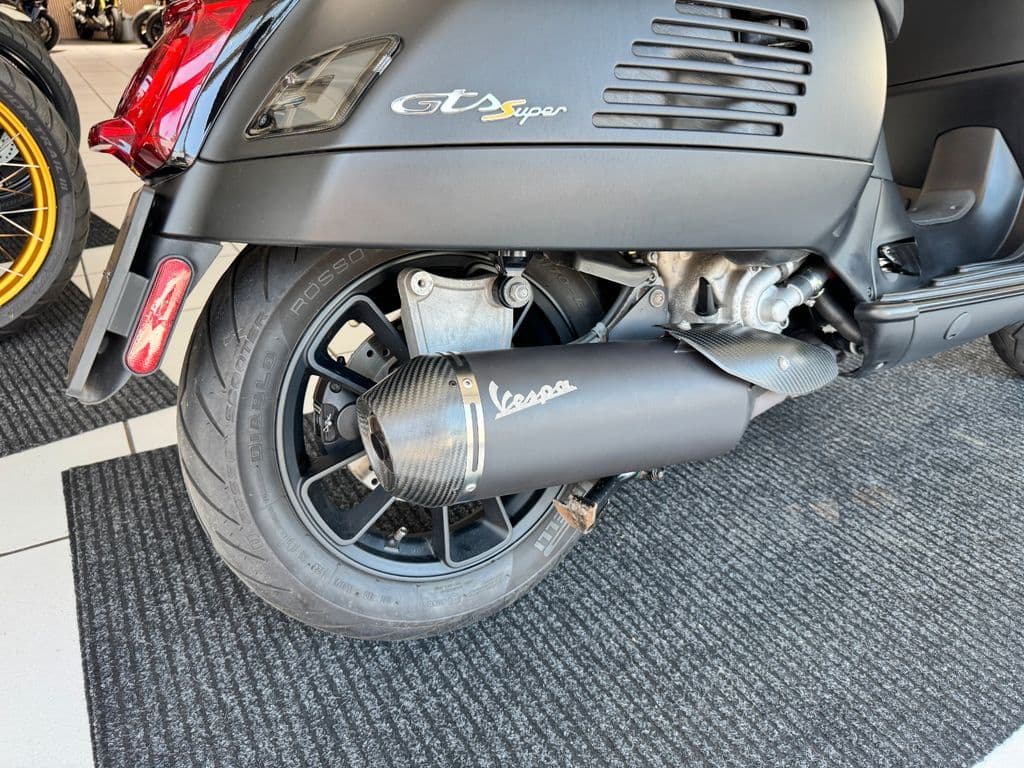 Vespa GTS 300 Super Tech *Bitubo*13 Zoll*Malossi*Notte (12.2020) – Foto 5