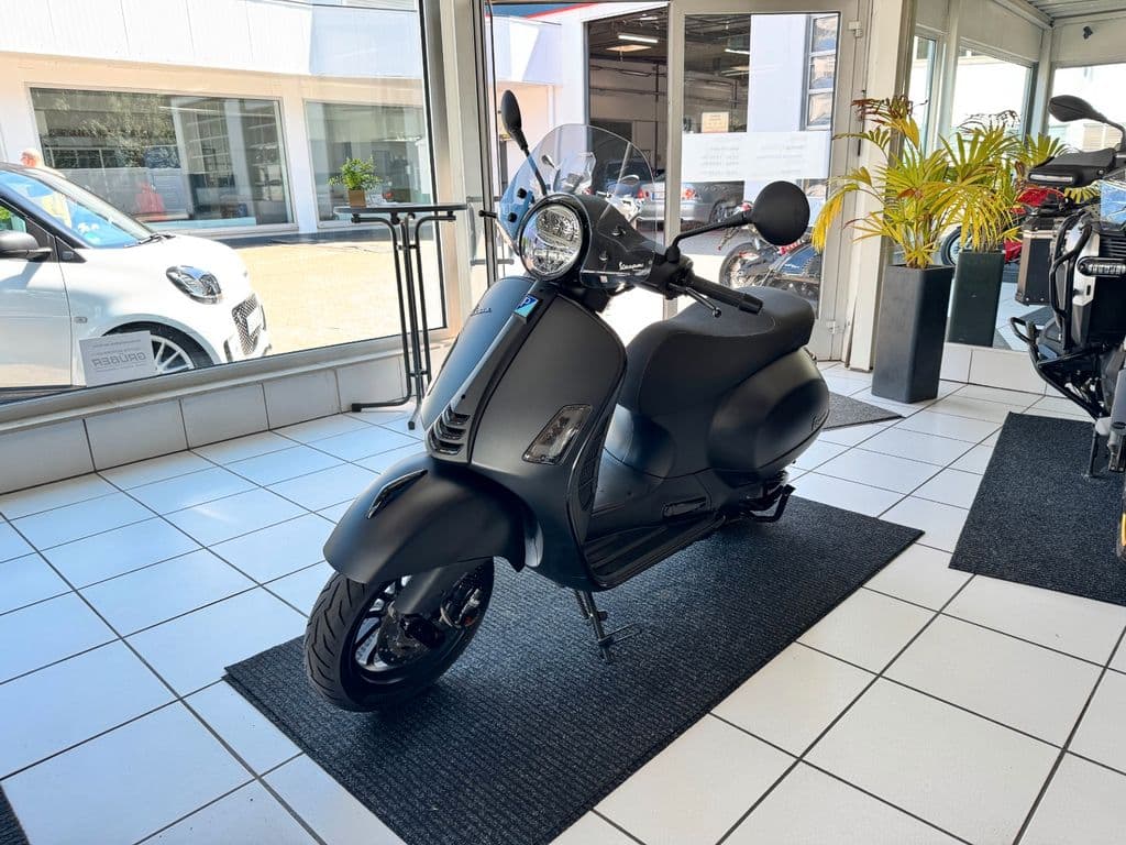 Vespa GTS 300 Super Tech *Bitubo*13 Zoll*Malossi*Notte (12.2020) – Foto 11