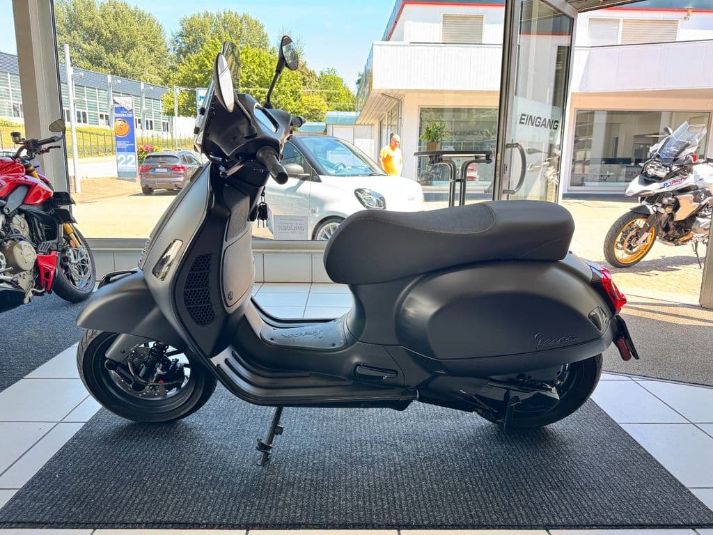 Vespa GTS 300 Super Tech *Bitubo*13 Zoll*Malossi*Notte (12.2020) – Foto 9