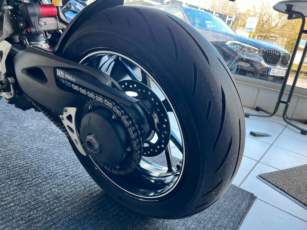 Triumph Speed Triple 1050 S *SC Project* (01.09.2017) – Foto 8