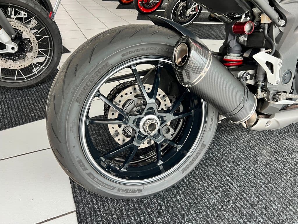 Triumph Speed Triple 1050 S *SC Project* (01.09.2017) – Foto 6
