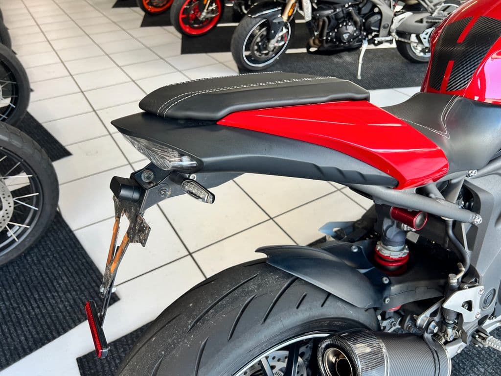 Triumph Speed Triple 1050 S *SC Project* (01.09.2017) – Foto 7