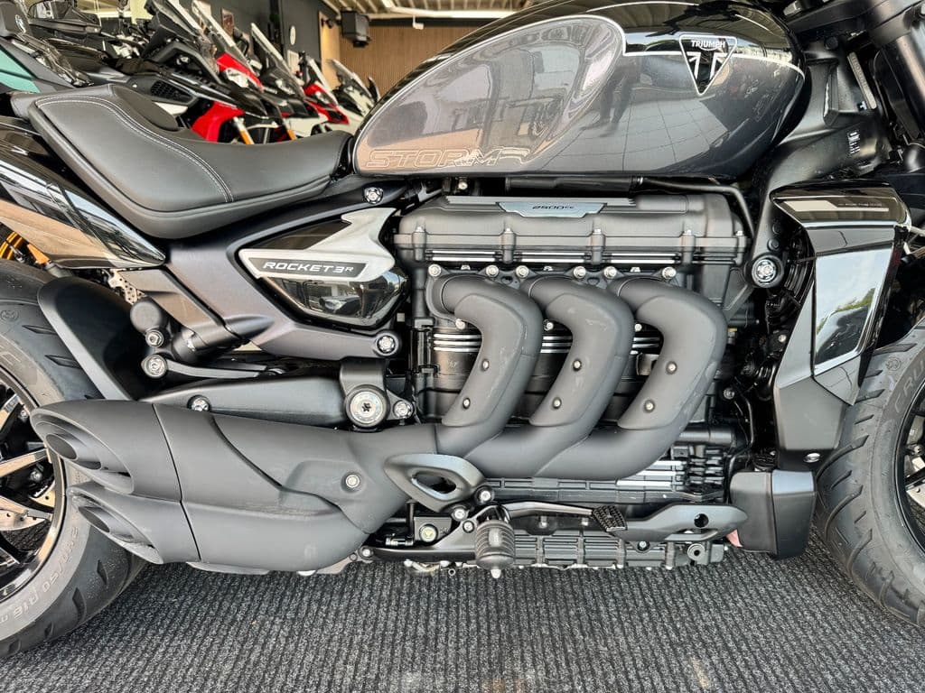 Triumph Rocket 3 R Storm *ABM*Wunderkind* (03.2025) – Foto 5