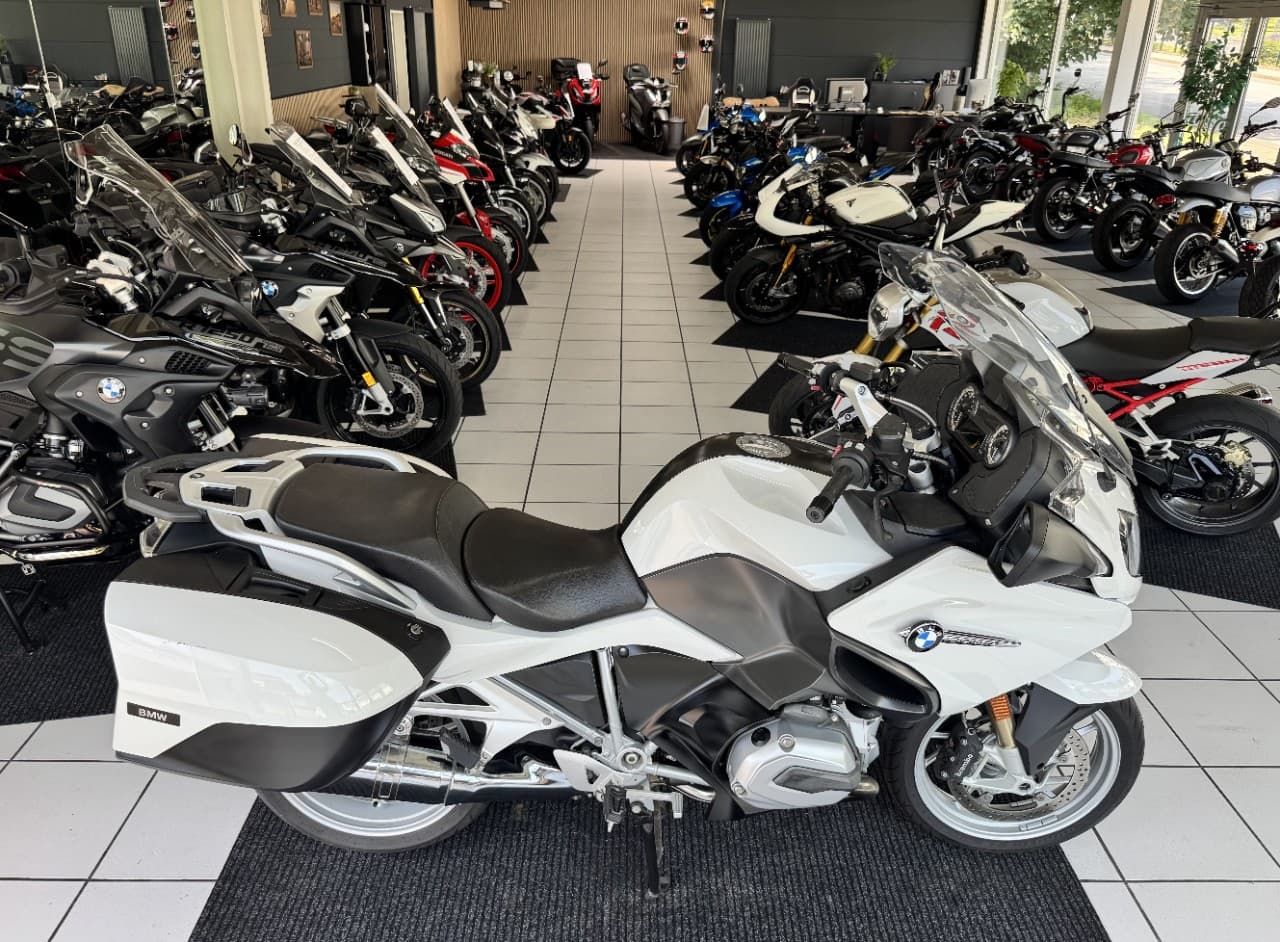 BMW BMW R 1200 RT LC *3 Pakete*Radio* (01.01.2018) – Foto 1