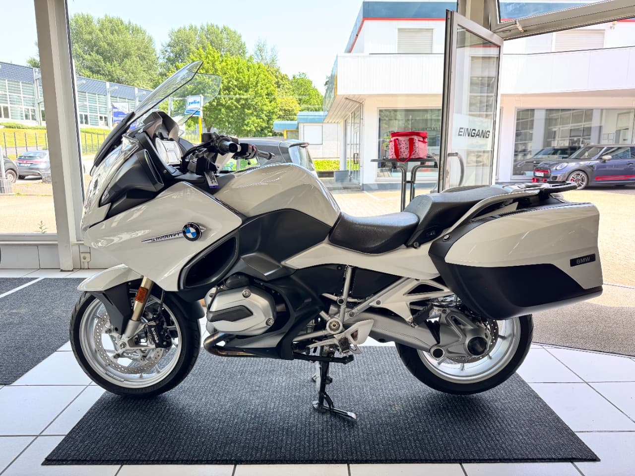 BMW BMW R 1200 RT LC *3 Pakete*Radio* (01.01.2018) – Foto 11