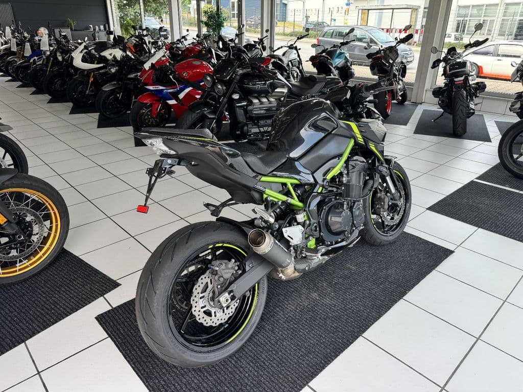 Kawasaki Z 900 *1.Hand*Bodis*Zubehör* (01.04.2022) – Foto 8