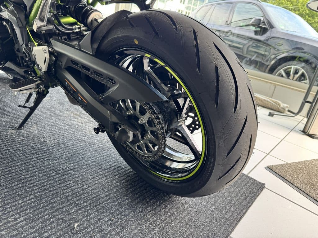 Kawasaki Z 900 *1.Hand*Bodis*Zubehör* (01.04.2022) – Foto 9
