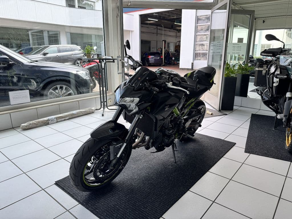 Kawasaki Z 900 *1.Hand*Bodis*Zubehör* (01.04.2022) – Foto 12