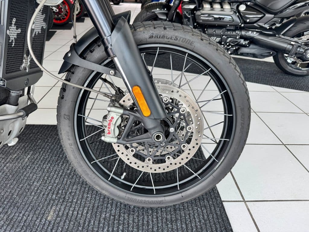Triumph Scrambler 1200 XC *1.Hand*Öhlins* (06.2024) – Foto 4