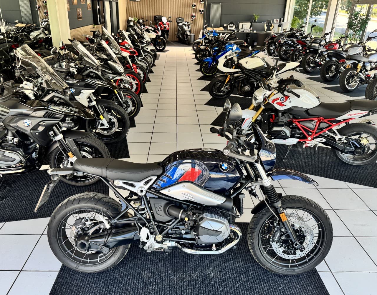 BMW R nineT Urban G/S *R nine T Urban GS*Komfort* (01.08.2022) – Foto 1