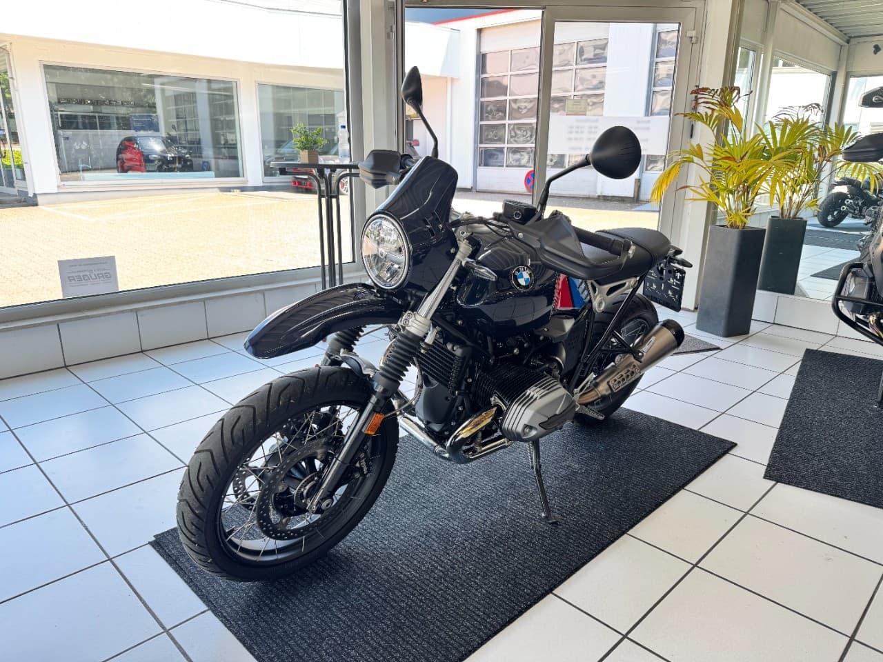 BMW R nineT Urban G/S *R nine T Urban GS*Komfort* (01.08.2022) – Foto 12
