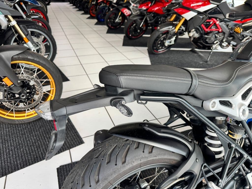 BMW R nineT Pure *Speichenräder* (01.10.2020) – Foto 7