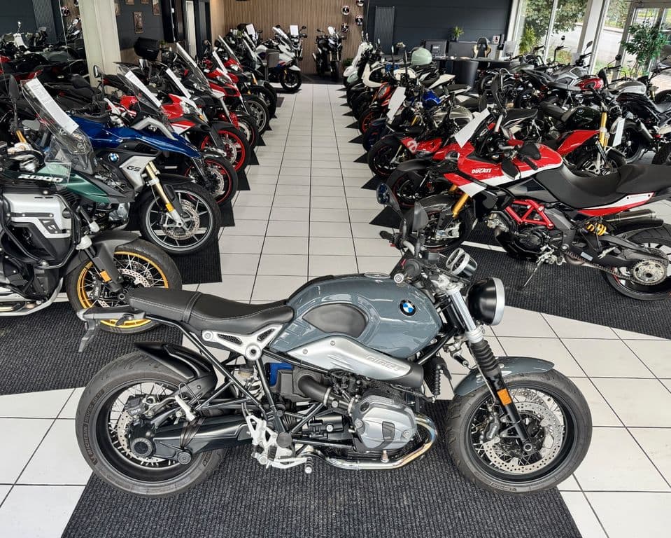 BMW R nineT Pure *Speichenräder* (01.10.2020) – Foto 1