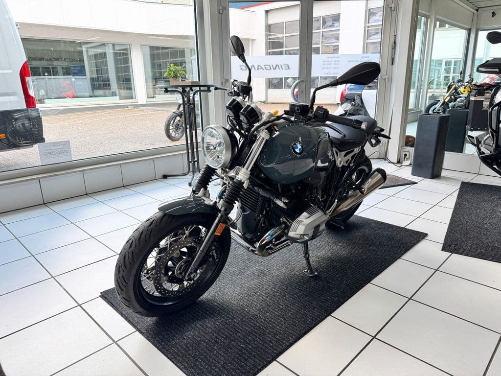 BMW R nineT Pure *Speichenräder* (01.10.2020) – Foto 12
