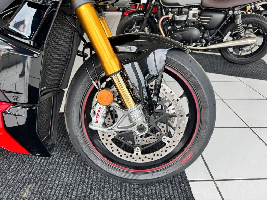 Ducati Streetfighter V4S *Zubehör* (03.2022) – Foto 4