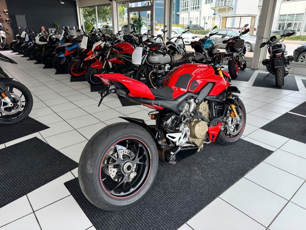 Ducati Streetfighter V4S *Zubehör* (03.2022) – Foto 8