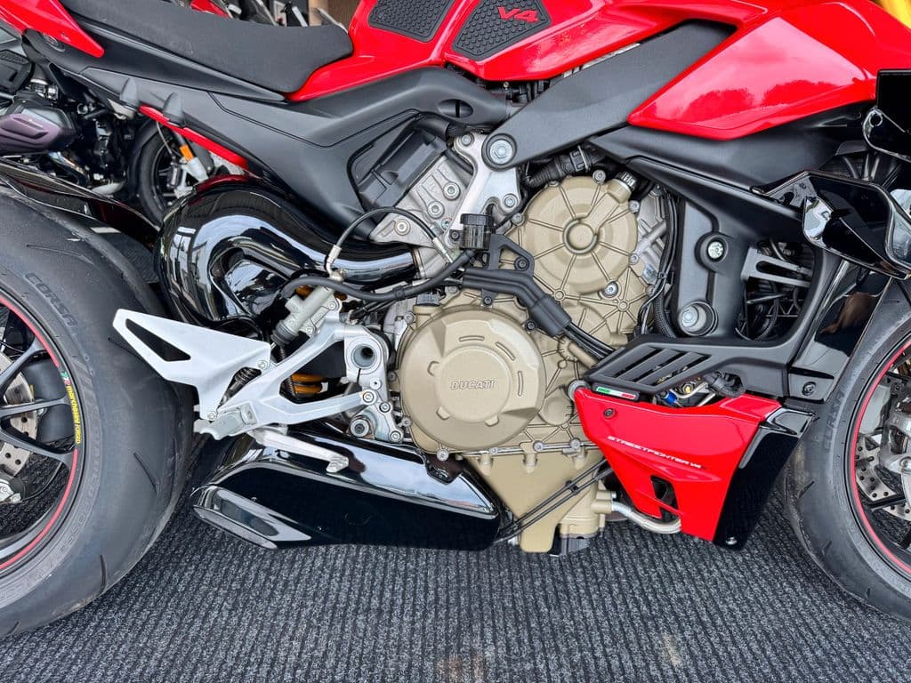 Ducati Streetfighter V4S *Zubehör* (03.2022) – Foto 5
