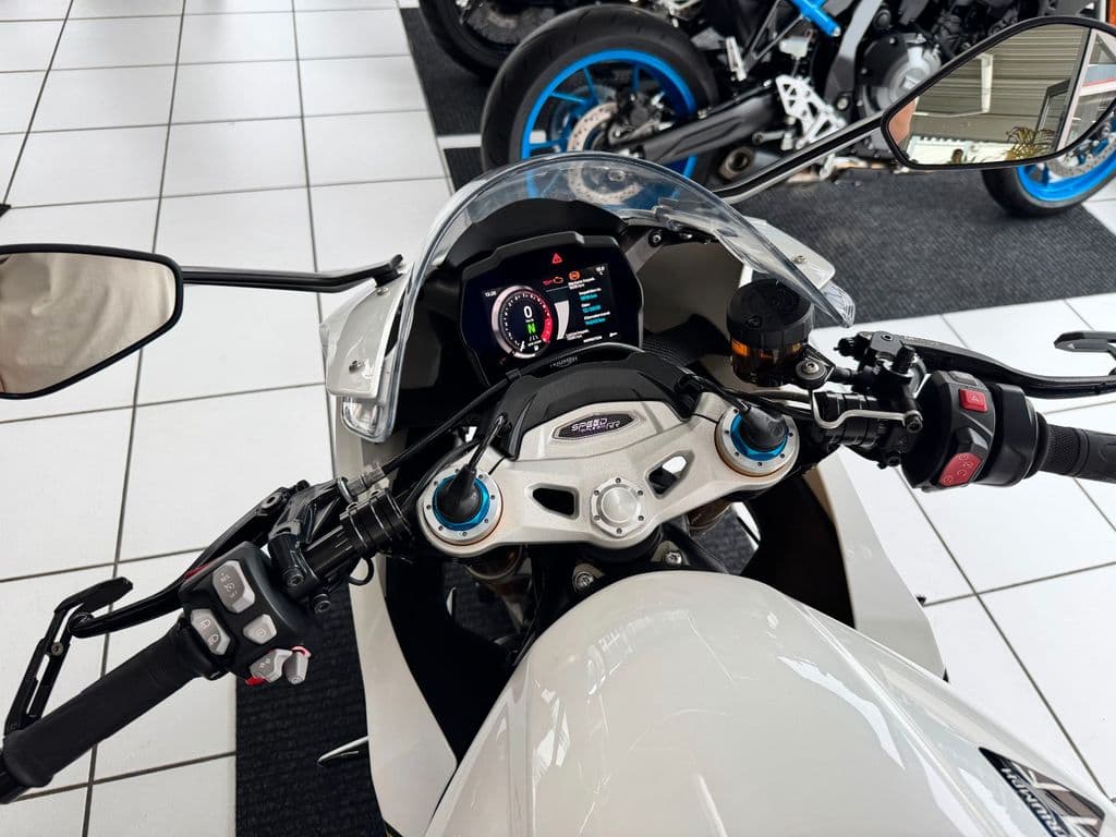 Triumph Speed Triple 1200 RR *1.Hand* (01.02.2022) – Foto 15