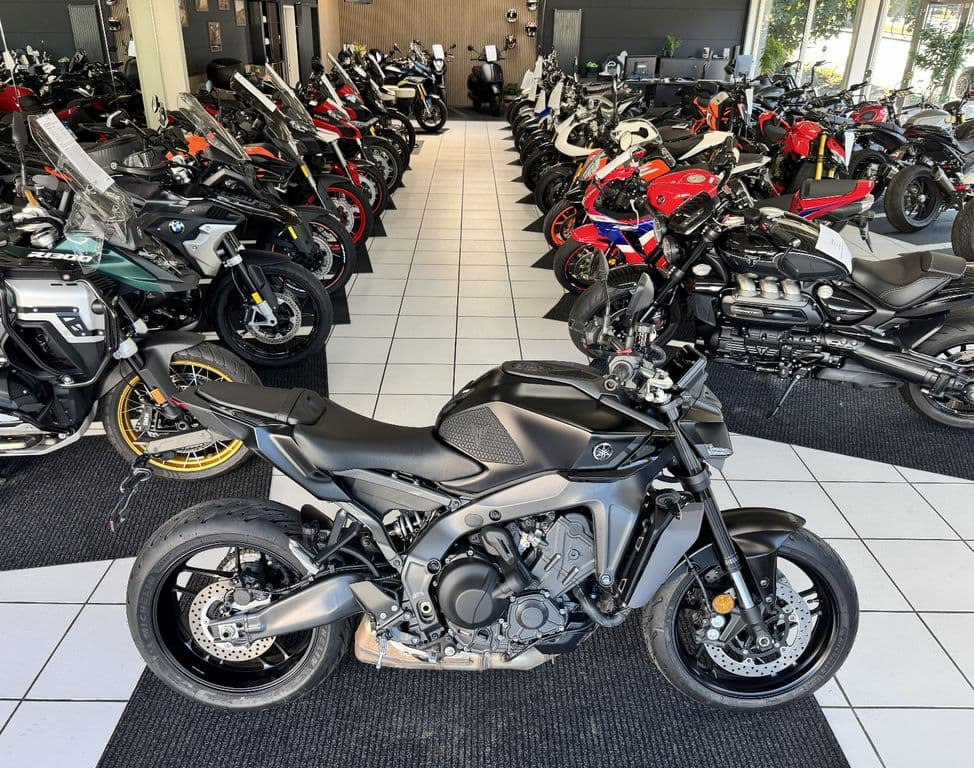 Yamaha MT-09 Y-AMT *1.Hand* (08.2025) – Foto 1