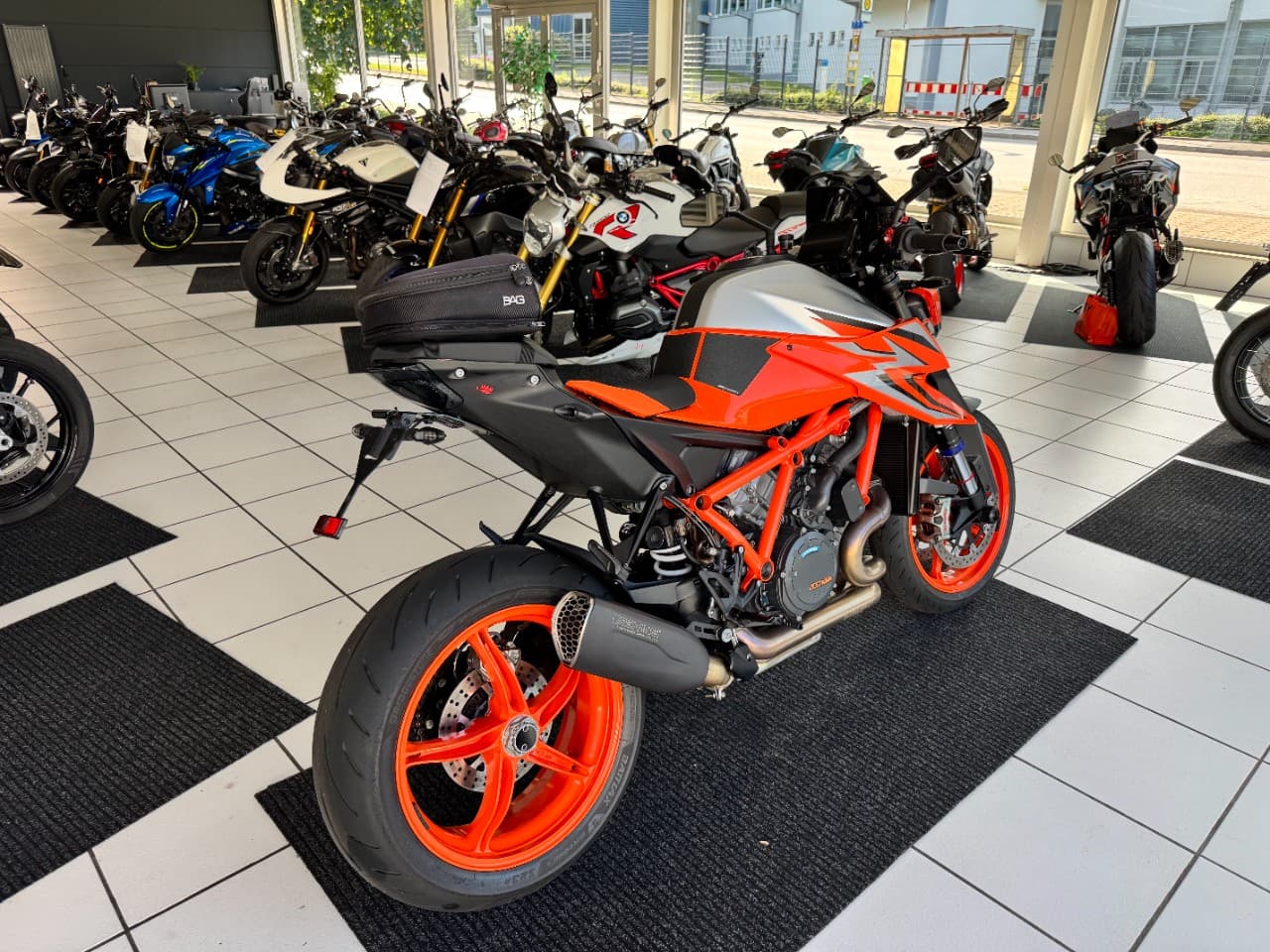 KTM 1290 Super Duke R Evo*Tech Pack*Remus* (01.07.2022) – Foto 8
