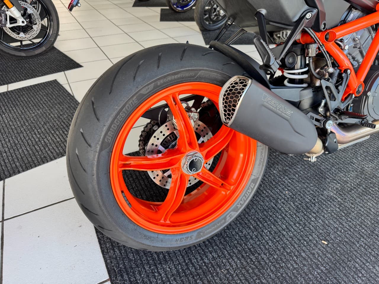 KTM 1290 Super Duke R Evo*Tech Pack*Remus* (01.07.2022) – Foto 6