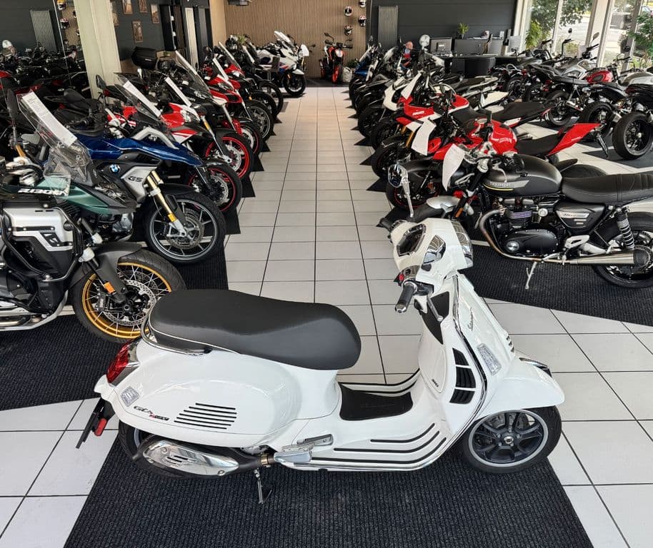 Vespa GTS 310 *1.Hand*176 KM* (01.08.2025) – Foto 1