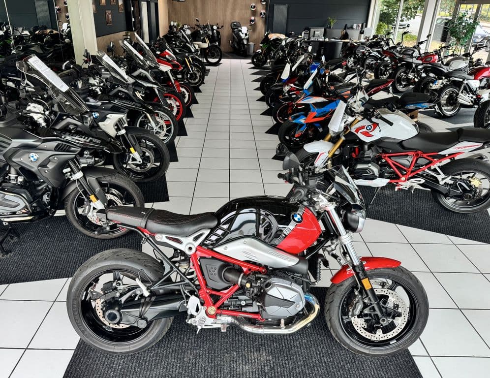 BMW R nineT Pure *Option 719*Wunderlich*1.Hand* (1)