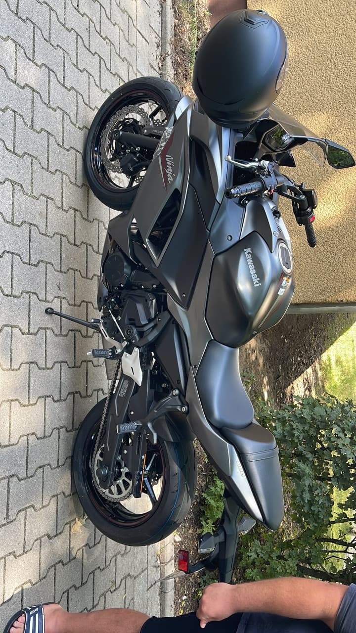 Kawasaki Ninja 650 (07.2022) – Foto 1